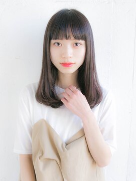 ルティア(Lutia) 小顔バング ナチュラルストレート アッシュベージュ