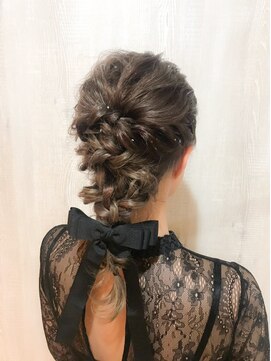 オアシス ガーデン 新越谷店(Oasis GaRDEN) リボン×編み込み