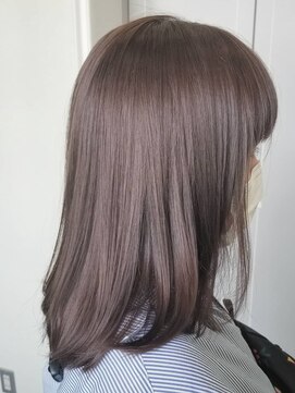 ネウィベルシア 名駅(newi belsia) 柔らか透明感ラベージュ