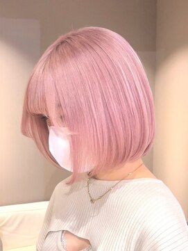 ベレーザ 渋谷(BELEZA) 16外国人風カラーベイビーピンクセンター分けボブフリンジバング