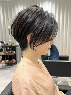 アンド ストーリーズ(&STORIES) 前下がりショート/前髪/絶壁解消/小顔効果/30代/40代【橋本】