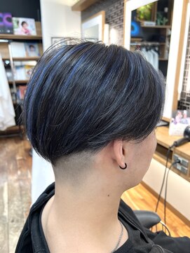 ルーム(Room) メンズハイライト/マンバンフェード/ブルーハイライトカラー