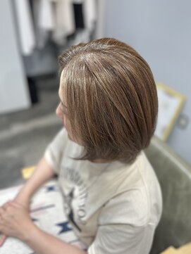 エスト 小倉(est) 白髪ぼかしハイライト/グレージュカラー/ボブ/30代40代50代