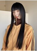 黒髪ストレートロングフェイスレイヤー