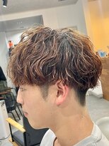フゥ 宇都宮(FeU)&nbsp;波巻きパーマメンズパーマメンズヘアツーブロックツイストパーマ