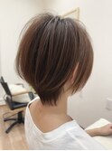 ショートボブ