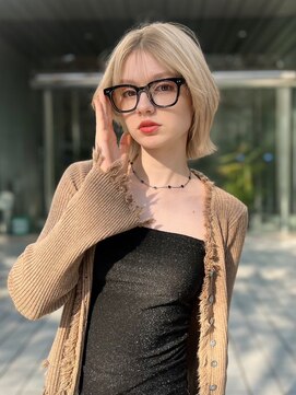 ユーフォリア 渋谷グランデ(Euphoria SHIBUYA GRANDE) 小顔/大人ボブ/ミルクティーベージュ/秋冬カラー