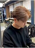 フェザーショートスタイル
