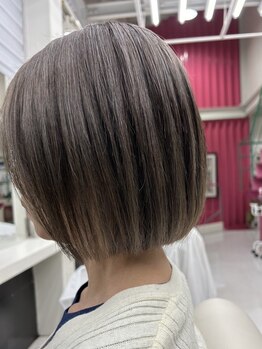 ヘアー バイ パッション ヤハタ(Hair by Passion YAHATA)の写真/豊富な種類のカラー剤から、髪の状態や肌/瞳の色などに合わせあなたに似合う髪色をご提案！