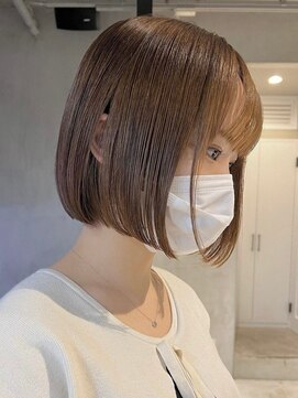 エリマ 横浜西口(elima) 横浜西口白髪染め切りっぱなしボブミルクティーベージュ40代