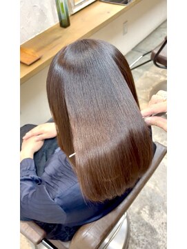 冬の艶髪ココアベージュ◎メテオストレートミディアム