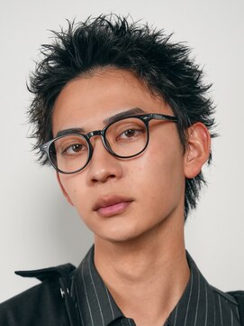 テン 心斎橋(tenn.) 心斎橋スパイキーパーマビジネスヘアフェザーショートパーマ緩め