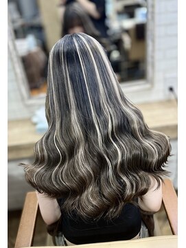 ラピス 新宿(Lapis) 【Lapis新宿】アッシュグレー×ハイライトエクステ