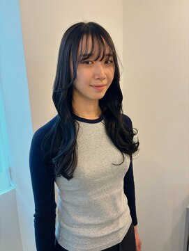 ウノヘアー(UNO HAIR) 韓国ヘア／前髪あり／ロングヘア／ダークカラー／顔まわりカット