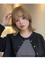 トイロ 横浜(Toiro)&nbsp;ミディアムレイヤーくびれレイヤーハイトーンミディアム
