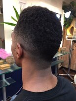 ヘアースタジオ ハーフバック 高尾店(HAIR STUDIO HALF BACKS×1/2) スキンフェードスタイル