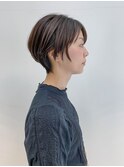 short (マッシュショート、大人かわいい、前下がり)