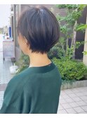耳かけショートボブ