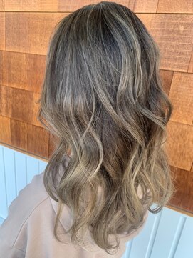 アンチ ブーン(ANTI boon) バレイヤージュスタイル