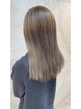 ドゥマン(Demain) ◎グレージュ大人かわいい極細ハイライト小顔カット透明感