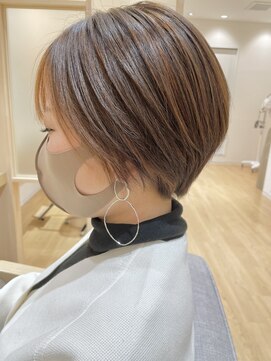 エティカ(Atika) フェイスフレーミングカラー