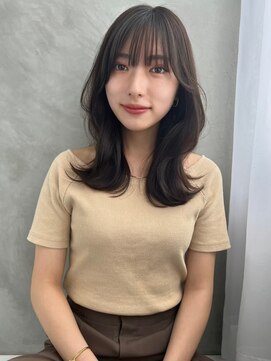 ソヨン 栄2号店(SOYON) 大人/小顔/レイヤーカット/シースルーバング/黒髪/ネビージュ