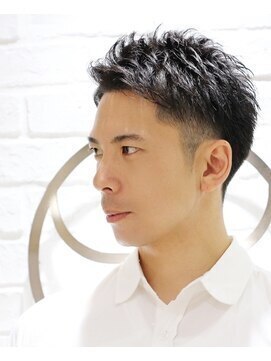 ヨシザワインク プレミアム 築地店(YOSHIZAWA Inc. PREMIUM) 刈り上げツーブロックビジネスアップバング