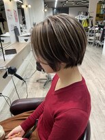 コワファーストナガサキシャンプーボーイ(COIFF1RST NAGASAKI SHAMPOO BOY)&nbsp;大人可愛い20代30代40代黒髪前下がりショートボブ丸みショート◎