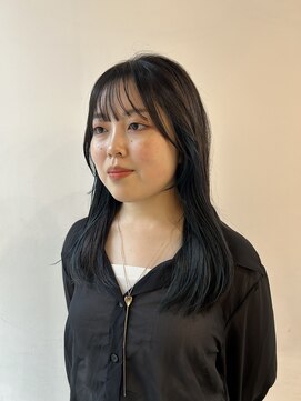 オアズヘアービィグラッド(ORe'S HAIR BE GLaD) ネイビーインナーカラー【新潟/デザインカラー/レイヤーカット】