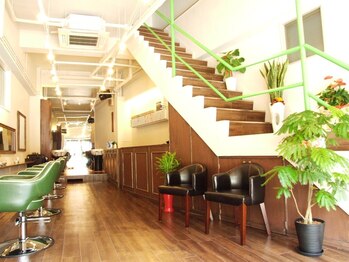 ダブハンズ(Dabhands)の写真/《神戸駅からすぐ》お客様のライフスタイルまで丁寧にヒアリングし、再現性も抜群なスタイルをご提案♪