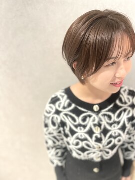 【顔まわりレイヤーショート】