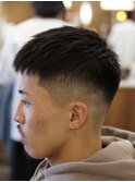 ミドルスキンフェードクロップスタイル
