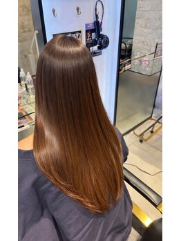 グランツヘアデザイン 四谷(GRANZ hair design)の写真/【透明感・ツヤ・やわらかさにこだわった縮毛矯正★思わず触れたくなるやわらかさの美ストレートに！】