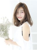 おフェロハニーヘア×斜めバングもセンターパートもok!