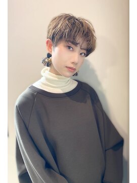 メイカ(MEIKA) ショートボブ