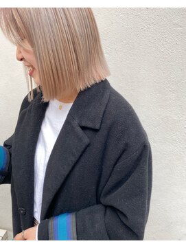 モルニ(MORNI) ハニーベージュ_マロンベージュ Aラインボブ かきあげ