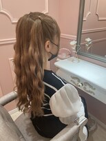 グルーヴ グルーヴ フェエリー(groove groove feerie)&nbsp;まおりんのウェーブハイハーフツイン 新宿歌舞伎町ヘアセット