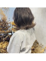 ミント(mint)&nbsp;【 柔らかい雰囲気のオリーブベージュカラー◎ 】