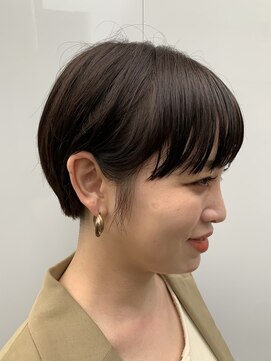 エム(EM) コンパクトショートボブ