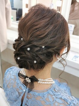 ヘアメイクアンドフォトスタジオ ベストシーン 有楽町 東京交通会館の写真/【早朝料金なし！朝7時～平日もOK】お祝いに華を添える素敵な仕上がりに！スピーディーな施術も◎