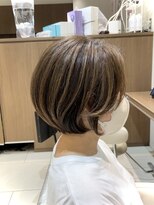 アッシュ 大泉学園店(Ash) 【白髪ぼかしハイライト】ハイライトショートボブ