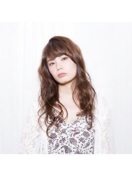 トータルビューティーサロン トップスタイル フェミニンハイレイヤー