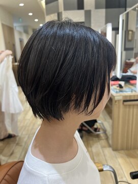 オリーブスバイネオリーブ(Olive's by neolive) 斜めバング/グレージュカラー/デザインカラー/白髪ぼかし/新宿