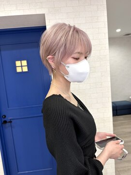 シェミール(CHEMIR) 丸みハンサムショート透明感ブリーチホワイトベージュ四日市