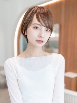 イオ 本厚木(io) 20代30代大人かわいい丸みショート似合わせカットイメチェン