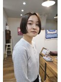前髪なしのぱつっとボブ