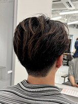 バース 梅田中崎町店(BIRTH)&nbsp;ニュアンスパーマセンターパート韓国メンズカット