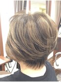 大人グレージュショート