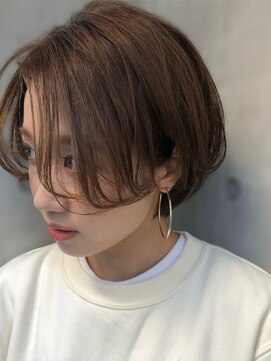 コワファーストナガサキシャンプーボーイ(COIFF1RST NAGASAKI SHAMPOO BOY) 大人ショート