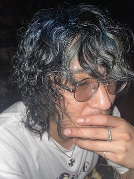 スパイラル 広小路店(SpiraL) BLUE